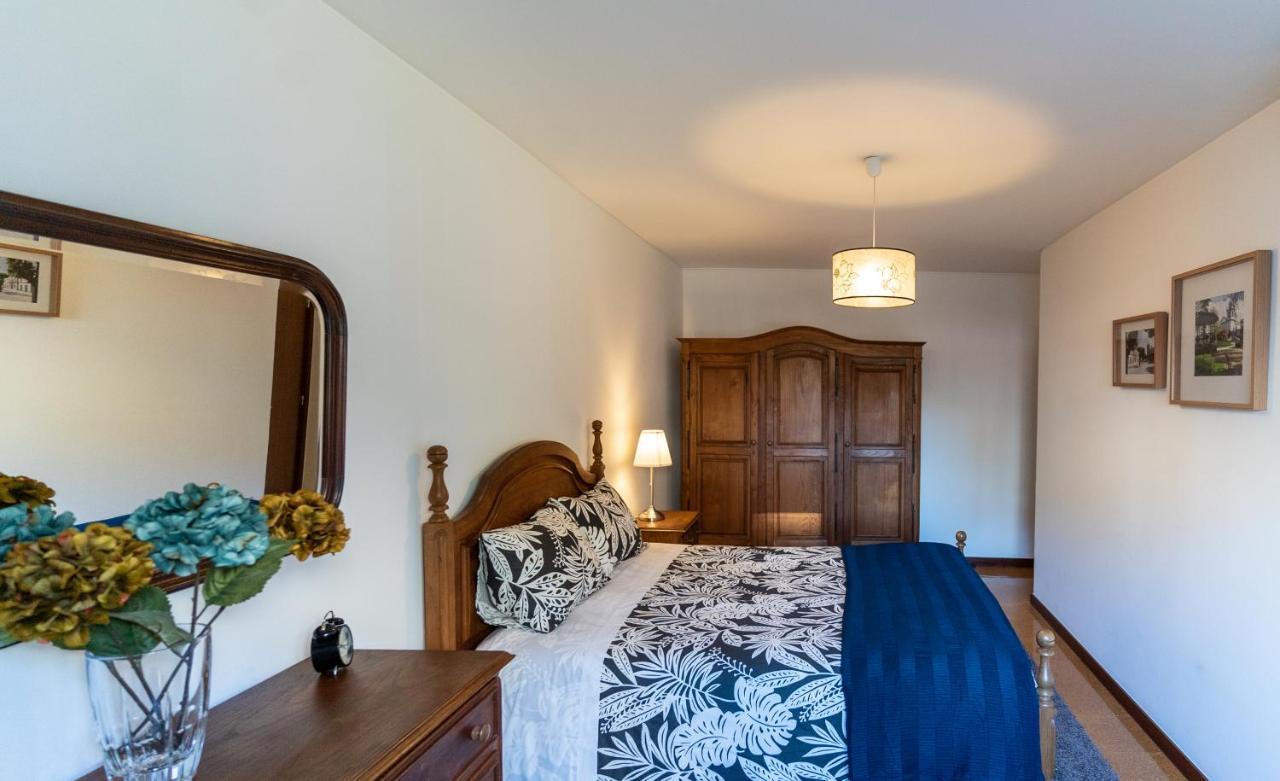 Cozy 3 Room Apartment In Penafiel Centre Exterior photo